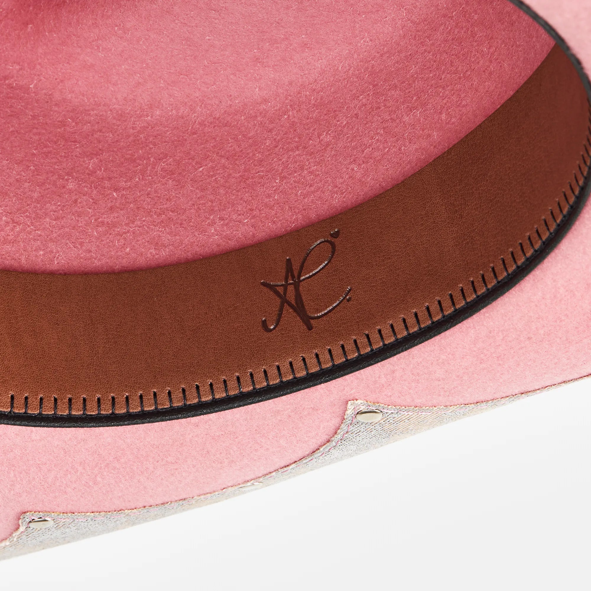 Chapéu Ana Castela - Boiadeira Jeans Rosa